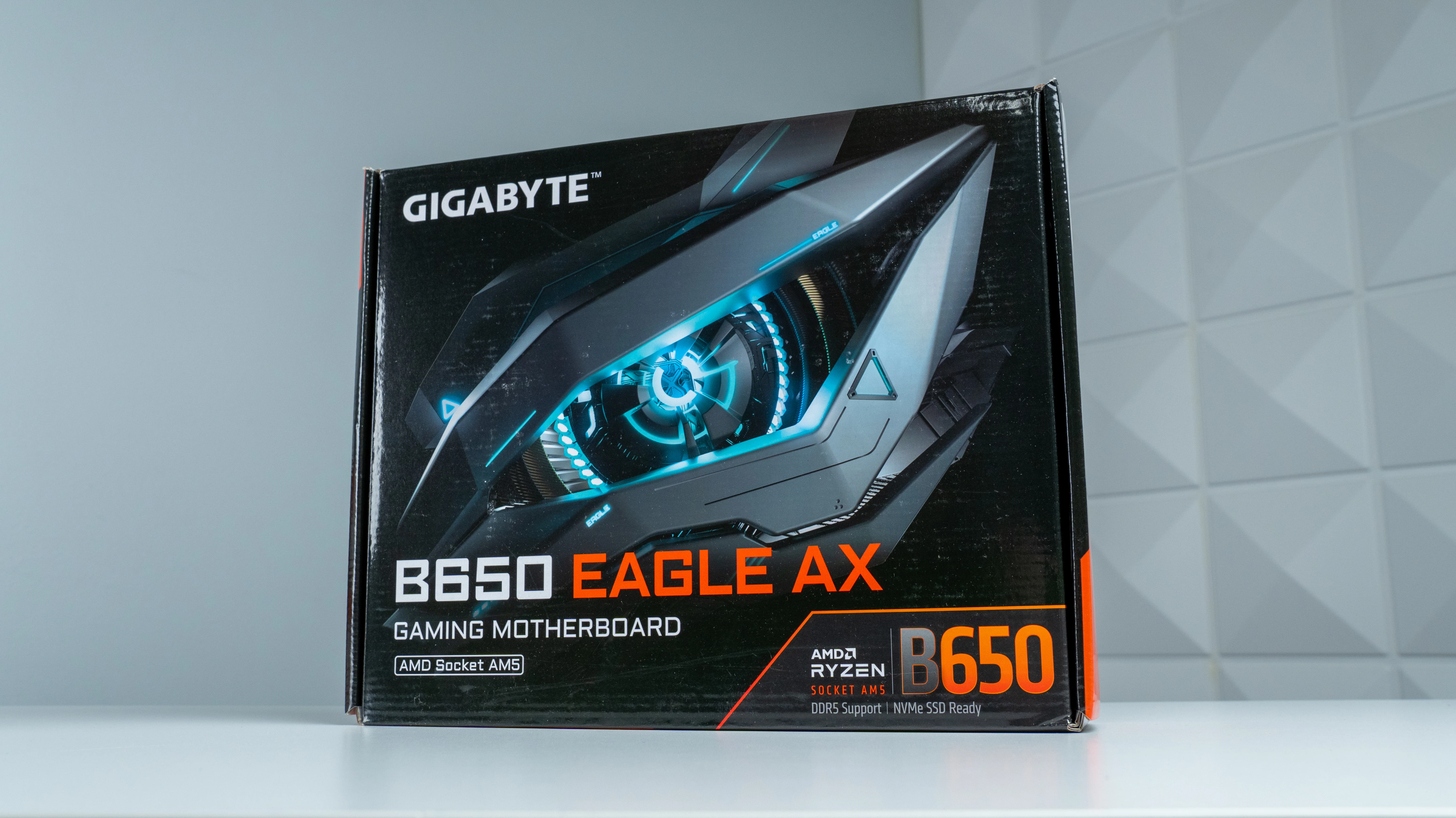 Gigabyte Eagle Motherboard Bundle - Image 3